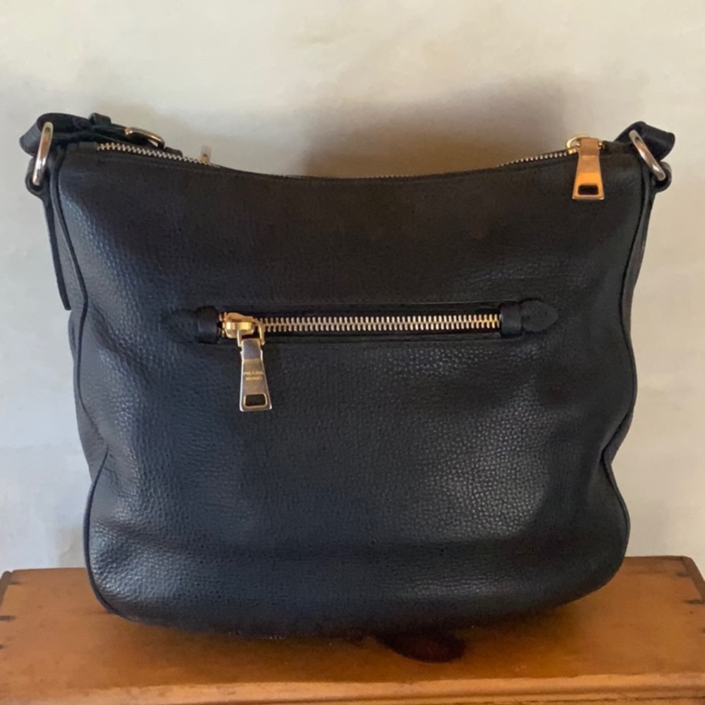 Prada Daino Vintage Shoulder Bag🖤 - Picture 5 of 16